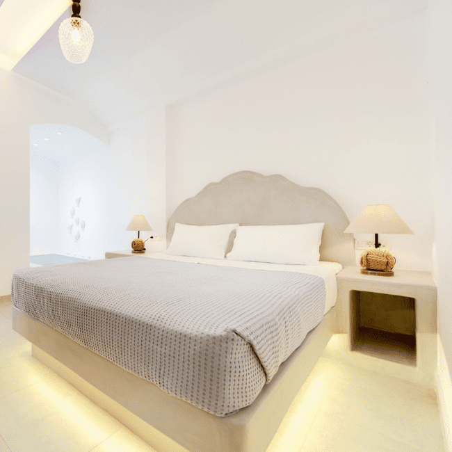 Emerald Suites Double Suite with Indoor Hot Tub (4)