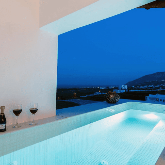 Emerald Suites Suite with Hot Tub