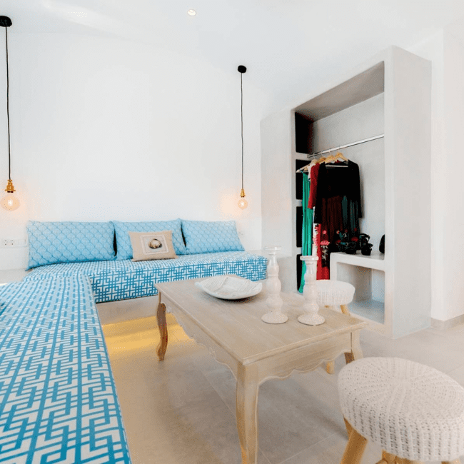 Emerald Suites Superior with hot tub (6)